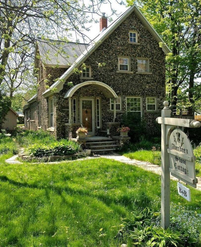 Aberdeen Stone Cottage B&B Traverse City Extérieur photo